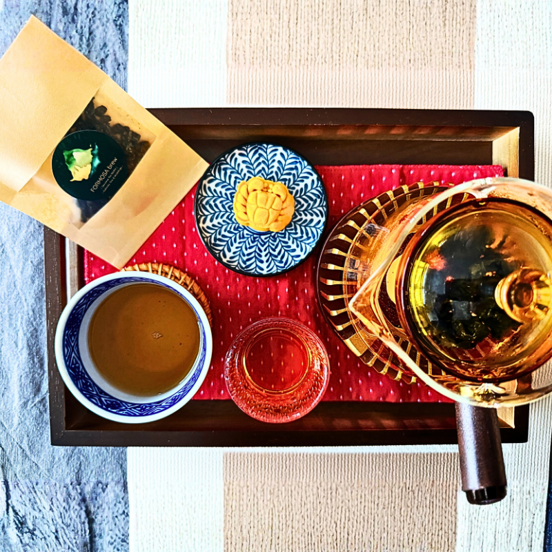 L’Instant du Thé ｜S1 · EP01 (10th January 2026) - Chaleur d’Hiver / 暖香初冬：高山烏龍的霜韻