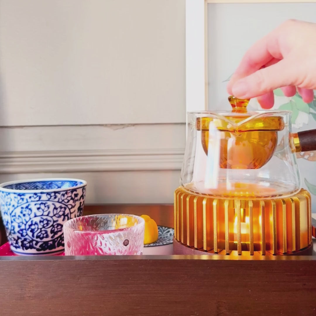 The Kinetic Ritual - 360° Rotating Infuser Tea Maker